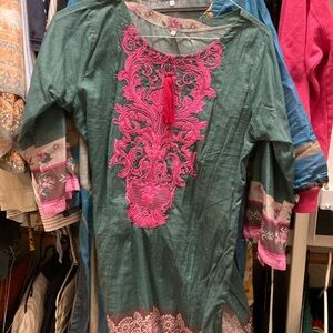Pakistani kurti size M - 2 pcs